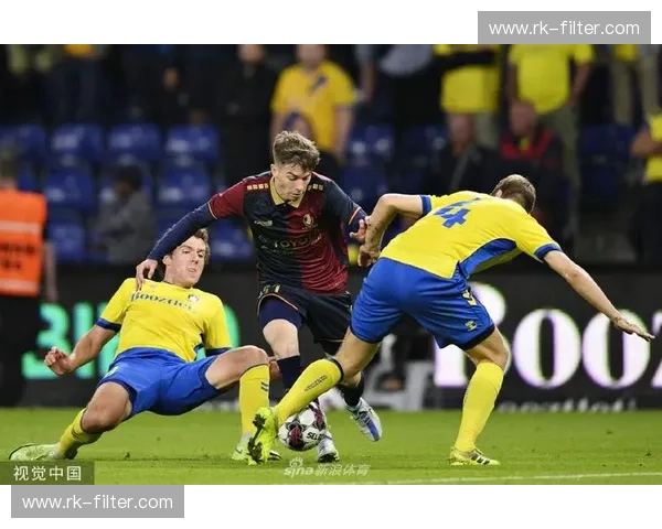 绿茵逐梦：希伯尼安与布隆德比的苏格兰荣耀之战